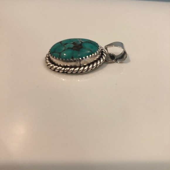 Sterling Silver turquoise pendant - Picture 2 of 3